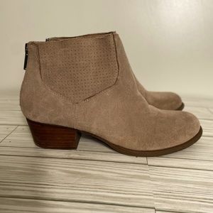 Jessica Simpson Bedside Suede Booties size 7.5